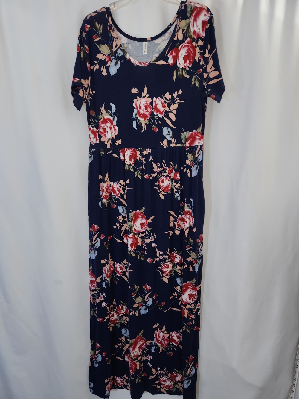 Floral Navy Maxi Dress with Pink Rose Print #romantic #dramatic #flowy #feminine